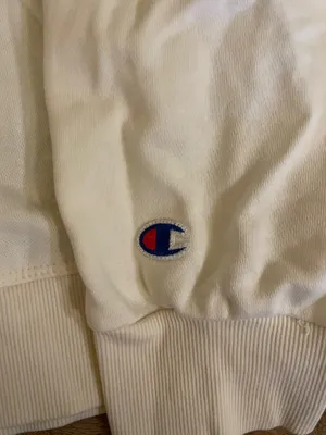 Champion Crewneck thumbnail 2