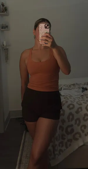 Lululemon Tank thumbnail 1