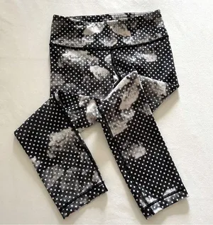 Lululemon - Black Polka-Dot Floral Cropped Leggings - Womens Size 4 thumbnail 2