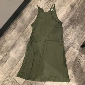 NWT Mudd Womens Small Tank Top Olive‎ Green Dress Midi Knee Length thumbnail 2