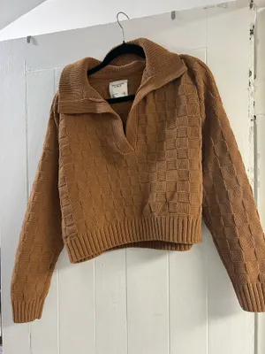 Abercrombie & Fitch Sweater thumbnail 1