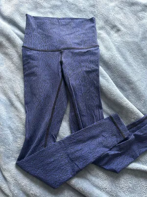 Lululemon Leggings size 4 thumbnail 1