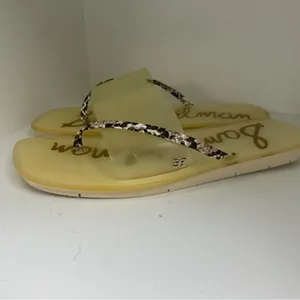 Sam Edelman Women's Transparent Yellow Sandals, size 7.5 thumbnail 3
