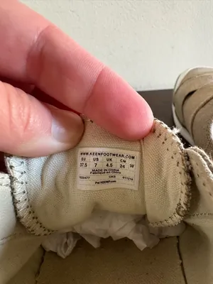 KEEN Elsa III Casual Low Top Sneakers Beige Brown Canvas Slip On Size 7 thumbnail 7