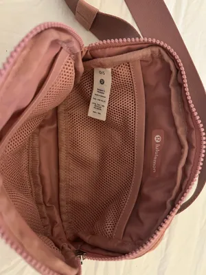 Lululemon Belt Bag thumbnail 2