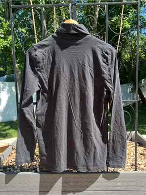 J.Crew Women’s 100% Cotton Black Long Sleeve Tissue Weight Turtleneck Size M thumbnail 3