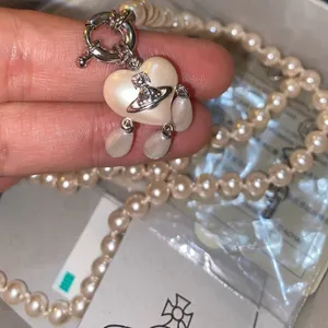 Vivienne Westwood Sheryl Faux-pearl and Brass Necklace thumbnail 11