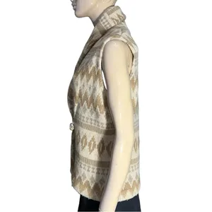 Ralph Lauren Women’s Size M Southwestern Aztec Cream Tan Horn Wool Sweater Vest thumbnail 4