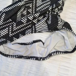 Aerie‎ One Piece Swimsuit S Black White Geometric Tribal Henley High Cut Cheeky thumbnail 11