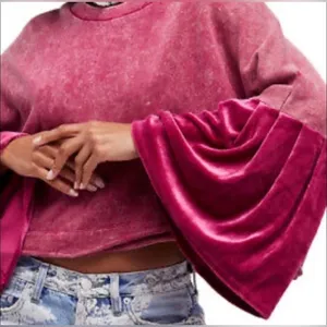 Free People Glorious Sweatshirt XS‎ Bell Velvet Sleeves Oversized Cropped Maroon thumbnail 3