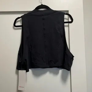 NWT Lululemon Tank thumbnail 3