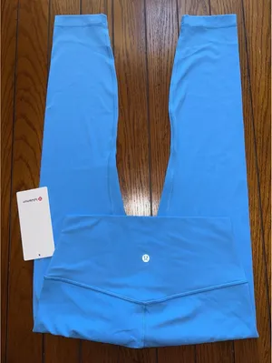 Lululemon Align High Rise 25” Ocean Wave Size 8 NWT thumbnail 1