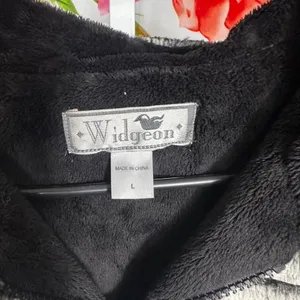 375. Widgeon - Black & white striped faux fur vest with hood Size L thumbnail 2