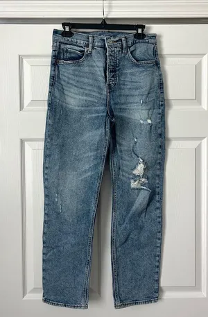 Old Navy Sky High Straight Jeans thumbnail 1