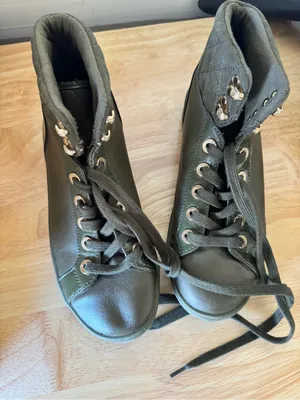 ALDO Elza Olive Green Quilted High-Top Fashion Sneakers / Boots W US 7 thumbnail 2