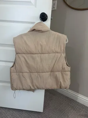 Love Tree Tan Puffer Vest with bows! thumbnail 2