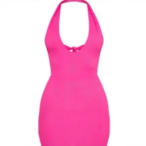 Pretty Little Thing Hot Pink Mini Bodycon Dress thumbnail 4
