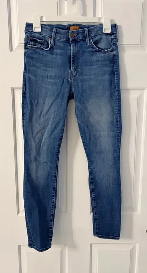 MOTHER Skinny Jeans in Medium Blue Wash thumbnail 1