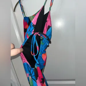 Gianni Bini Lined Y2K Resort Retro Maximalist Floral Tropical Cutout Mini Dress thumbnail 4