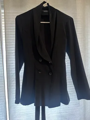 blazer thumbnail 1