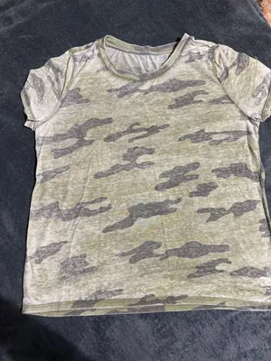 Lucky Brand Women's Green Camouflage Short Sleeve Crew Neck T-Shirt Size M thumbnail 1