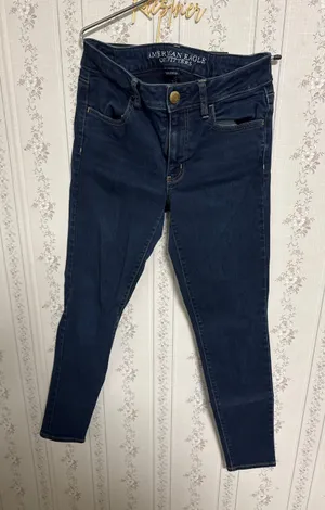 American Eagle Skinny Jeans thumbnail 1