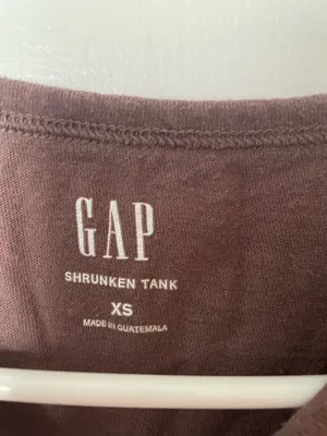 Gap Tank thumbnail 3