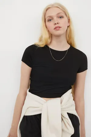 H&M Fitted Crop T-shirt thumbnail 1