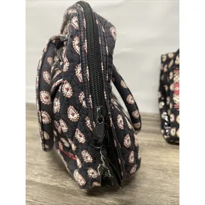 Vera Bradley Quilted Handbag &‎ Hanging Travel Organizer Medallion Print Set thumbnail 6