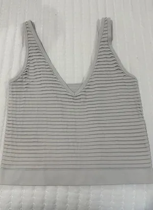 Tank Top Aura thumbnail 1
