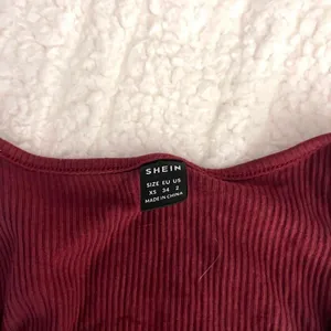 Shein Women's Burgundy and Red Crop-top thumbnail 5