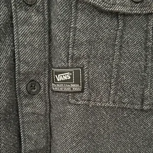 Vans Women’s Charcoal Button-Down Shirt Size Small thumbnail 2