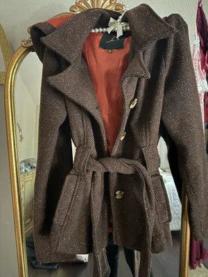 JACK Brown vintage coat with beautiful satin lining thumbnail 1