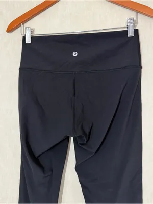 Lululemon Women’s Wunder Under Hi-Rise 7/8 Tight Full-On Luxtreme 25" in Black 8 thumbnail 7
