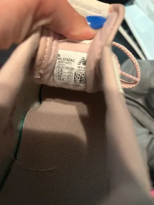 New Balance Shoes thumbnail 4