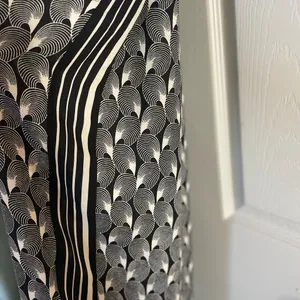 Max Studio Wide Leg Black and Off‎ White Pants thumbnail 3
