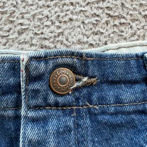 Vintage 90s Lee High Waisted Denim Shorts Elastic Waist Blue Medium Wash 30 thumbnail 5