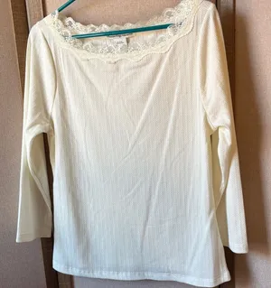 FINAL MARKDOWN American rag Elegant Cream Lace Trim Top xl thumbnail 1
