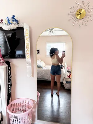 SHEIN Blue Denim High-Waist Jean Shorts thumbnail 3