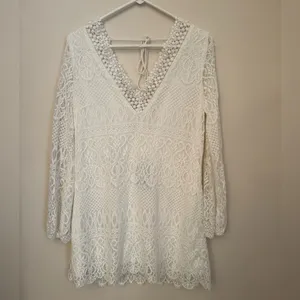 Mustard Seed White Lace Boho Mini Dress Long Sleeve V-Neck Size Medium NWT thumbnail 2