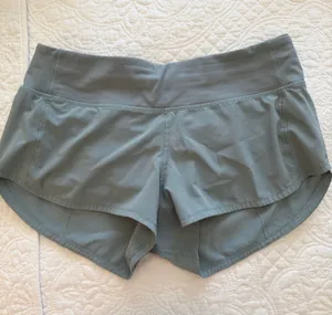 Lululemon Speed Up Shorts 2.5" thumbnail 1