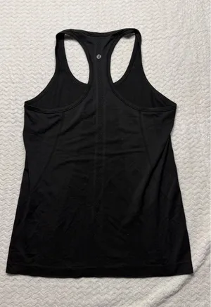 Lululemon Swiftly Tech Racerback Tank Top Black Size 10 Activewear thumbnail 1