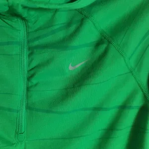 Nike DriFit Women's 1/4 Zip Running Hoodie Green Striped Pullover Hooded Shirt M thumbnail 3