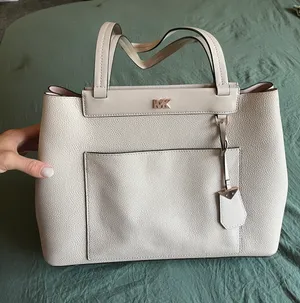 Michael Kors Purse thumbnail 1