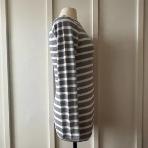 GAP Maternity Gray & White Striped Long Sleeve Top thumbnail 5