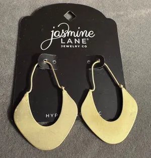 Jasmine Lane Statement Dangle Earrings Gold thumbnail 1