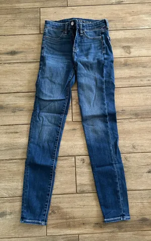 American Eagle Jeans thumbnail 1