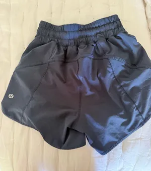 Navy size 2 lululemon shorts high rise thumbnail 1