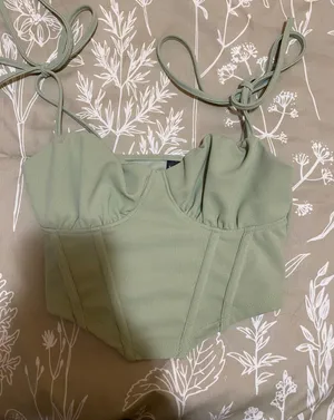 SheIn Corset Crop Top thumbnail 1