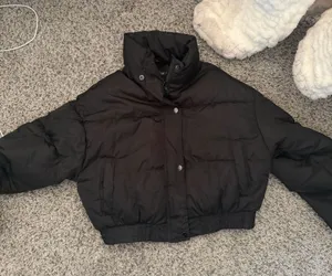 Amazon Cropped puffer jacket thumbnail 1